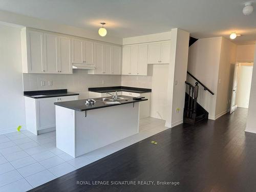 72 Singhampton Rd, Vaughan, ON - Indoor Photo Showing Kitchen