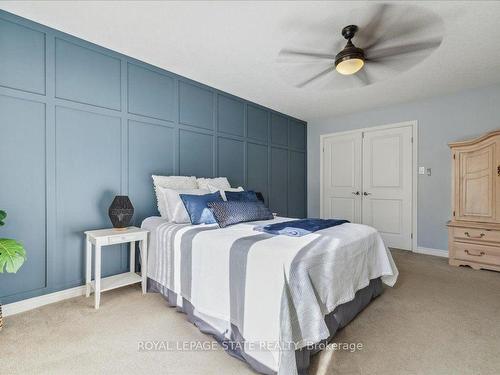 127 Kinsman Dr, Hamilton, ON - Indoor Photo Showing Bedroom