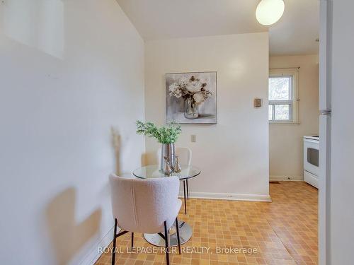 32 Graylee Ave, Toronto, ON - Indoor Photo Showing Other Room