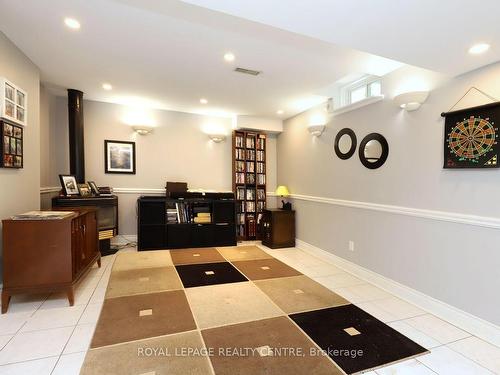 598 Pilcom Crt, Mississauga, ON - Indoor Photo Showing Other Room