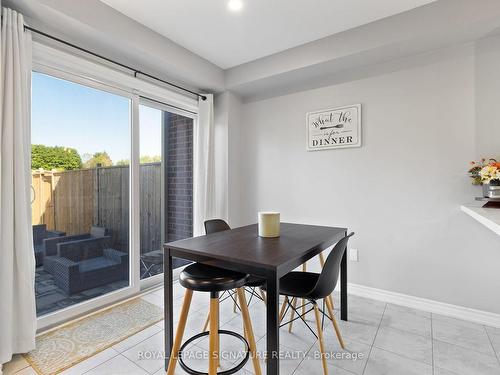 9-30 Town Line, Orangeville, ON - Indoor Photo Showing Dining Room