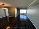 813-135 Hillcrest Ave, Mississauga, ON  - Indoor Photo Showing Other Room 