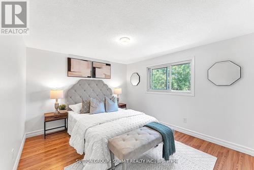 832 Donegal Avenue, Oshawa, ON - Indoor Photo Showing Bedroom