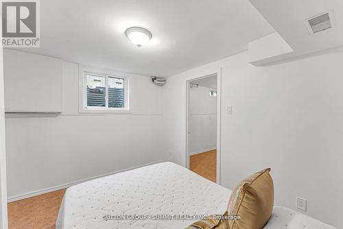 832 Donegal Avenue, Oshawa, ON - Indoor Photo Showing Bedroom