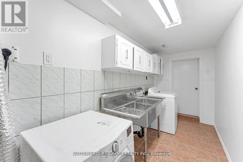 832 Donegal Avenue, Oshawa, ON - Indoor Photo Showing Laundry Room