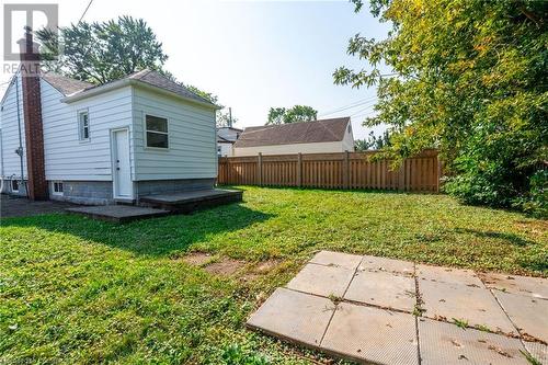 85 Walter Avenue N, Hamilton, ON - Outdoor