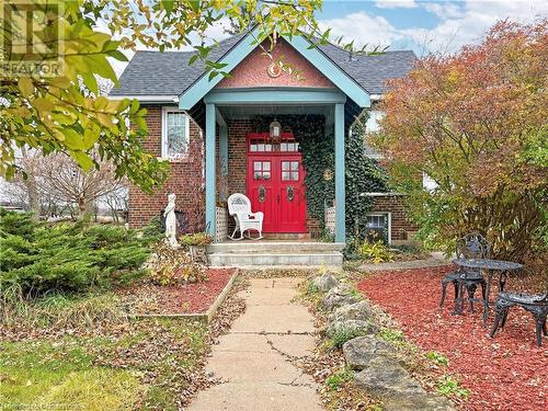 View of exterior entry with french doors - 687 Highway 6 Highway, Caledonia, ON - Outdoor