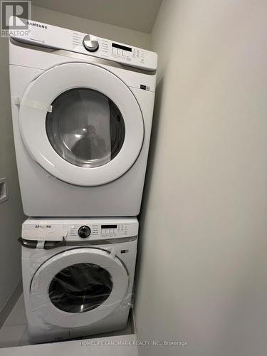 47 Mable Smith Way, Vaughan, ON - Indoor Photo Showing Laundry Room