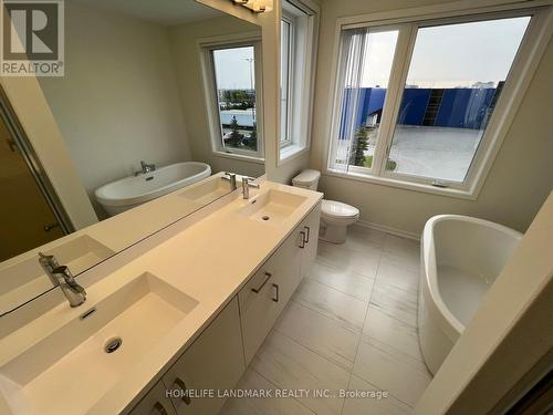 47 Mable Smith Way, Vaughan, ON - Indoor Photo Showing Bathroom