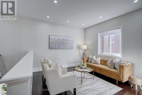 11 Garyscholl Road, Vaughan, ON - Indoor Photo Showing Living Room