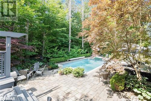 2 Reillys Run, Minesing, ON - Outdoor With In Ground Pool