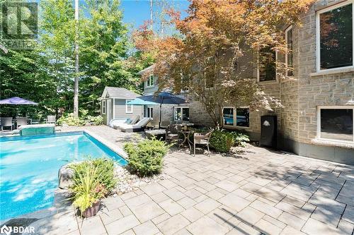 2 Reillys Run, Minesing, ON - Outdoor With In Ground Pool