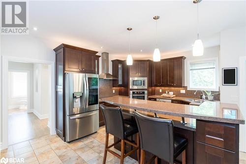 2 Reillys Run, Minesing, ON - Indoor Photo Showing Kitchen