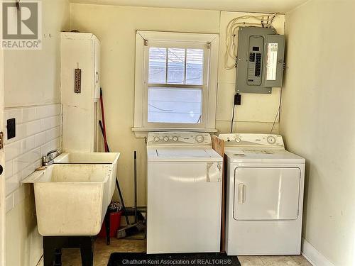 40 Little Street North, Blenheim, ON - Indoor Photo Showing Laundry Room