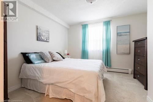 81 Charlton Avenue E Unit# 1004, Hamilton, ON - Indoor Photo Showing Bedroom