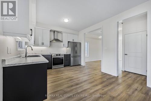 238 Mckenzie Drive, Clearview, ON - Indoor Photo Showing Kitchen With Stainless Steel Kitchen