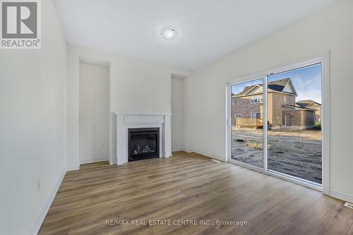 238 Mckenzie Drive, Clearview, ON - Indoor Photo Showing Living Room With Fireplace