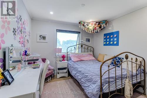 71 Nicholson Crescent, Springwater, ON - Indoor Photo Showing Bedroom