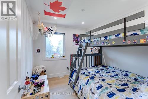 71 Nicholson Crescent, Springwater, ON - Indoor Photo Showing Bedroom