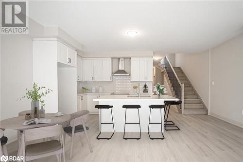 11 Amsterdam Drive, Barrie, ON - Indoor Photo Showing Kitchen