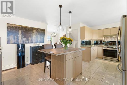 187 Lewis Road, Hamilton, ON - Indoor Photo Showing Kitchen