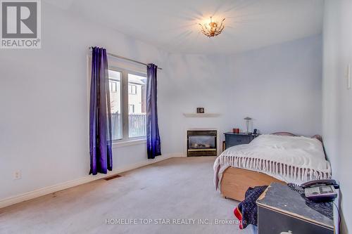 598 Highglen Avenue, Markham, ON - Indoor Photo Showing Bedroom