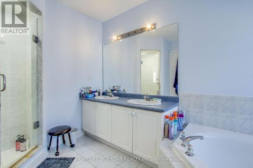 598 Highglen Avenue, Markham, ON - Indoor Photo Showing Bathroom