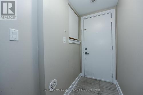 98 - 100 Dufay Road S, Brampton, ON - Indoor Photo Showing Other Room