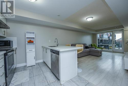 98 - 100 Dufay Road S, Brampton, ON - Indoor Photo Showing Kitchen