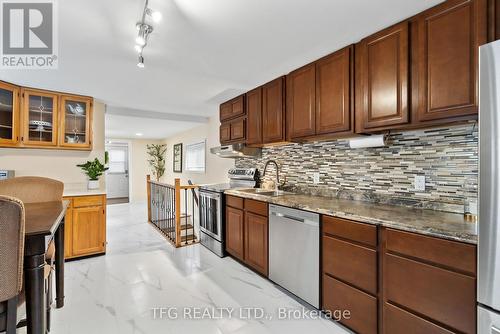 755 Gifford Street, Oshawa (Lakeview), ON - Indoor Photo Showing Kitchen