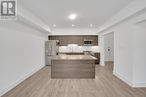 103 - 5 Chef Lane, Barrie, ON - Indoor Photo Showing Kitchen