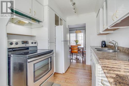 2903 Nipiwin Drive, Mississauga, ON - Indoor Photo Showing Kitchen With Double Sink