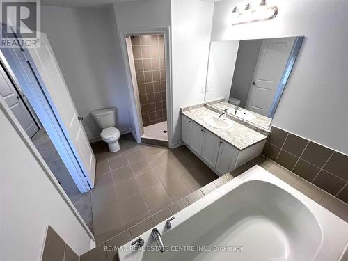 298 Ridley Crescent, Southgate, ON - Indoor Photo Showing Bathroom