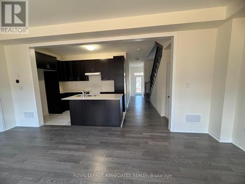 25 Spiers Road, Erin, ON - Indoor Photo Showing Kitchen With Double Sink