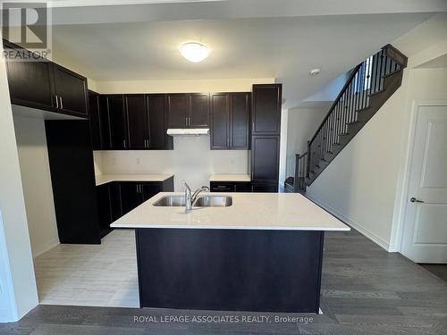 25 Spiers Road, Erin, ON - Indoor Photo Showing Kitchen With Double Sink