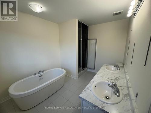 25 Spiers Road, Erin, ON - Indoor Photo Showing Bathroom