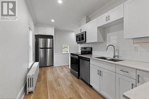 635 Laurel Street Unit# Upper Unit, Cambridge, ON - Indoor Photo Showing Kitchen With Stainless Steel Kitchen With Double Sink