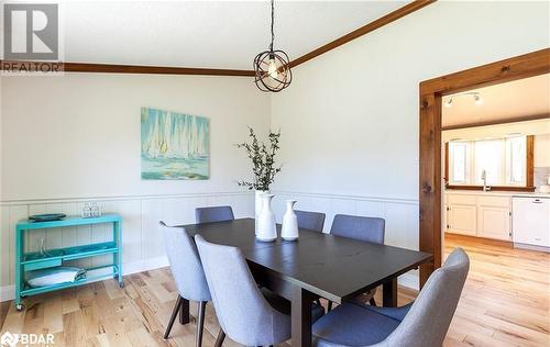 90 Edgewater Road, Wasaga Beach, ON - Indoor Photo Showing Dining Room