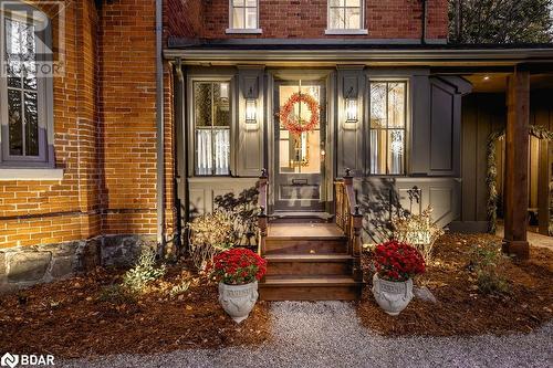 View of entrance to property - 42 Burton Avenue, Barrie, ON - Outdoor