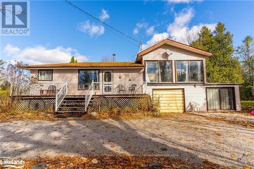 20 Camelot Place, Kawartha Lakes, ON - Outdoor With Deck Patio Veranda