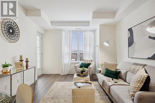 312 - 21 Brookhouse Drive, Clarington (Newcastle), ON - Indoor Photo Showing Living Room