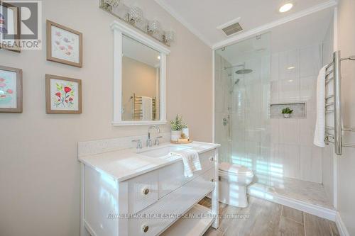 2145 Elmhurst Avenue, Oakville, ON - Indoor Photo Showing Bathroom