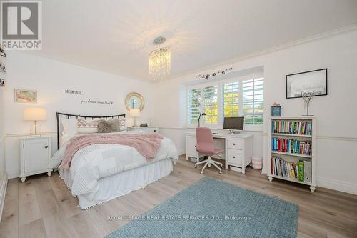 2145 Elmhurst Avenue, Oakville, ON - Indoor Photo Showing Bedroom