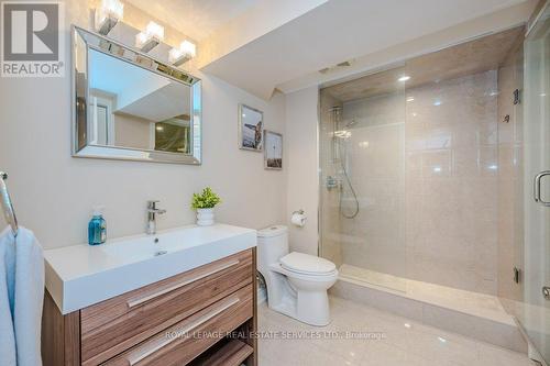 2145 Elmhurst Avenue, Oakville, ON - Indoor Photo Showing Bathroom