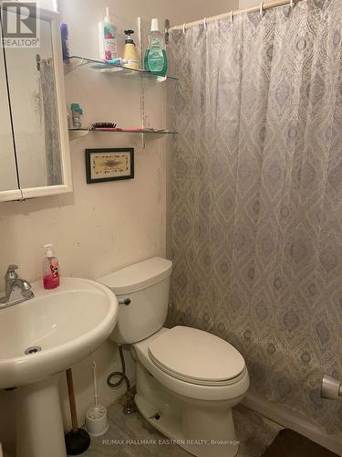 761 Weller Street, Peterborough (Monaghan), ON - Indoor Photo Showing Bathroom