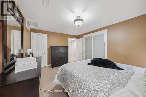 2360 Canterbury Crescent, Pickering, ON - Indoor Photo Showing Bedroom