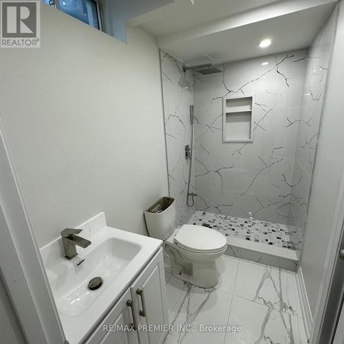 Bsmnt - 10 Ancon Road, Vaughan, ON - Indoor Photo Showing Bathroom