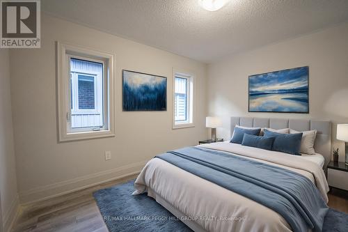 19 Amsterdam Drive, Barrie, ON - Indoor Photo Showing Bedroom