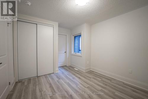 19 Amsterdam Drive, Barrie, ON - Indoor Photo Showing Other Room