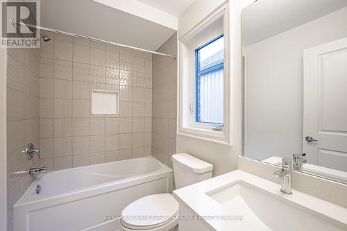 19 Amsterdam Drive, Barrie, ON - Indoor Photo Showing Bathroom